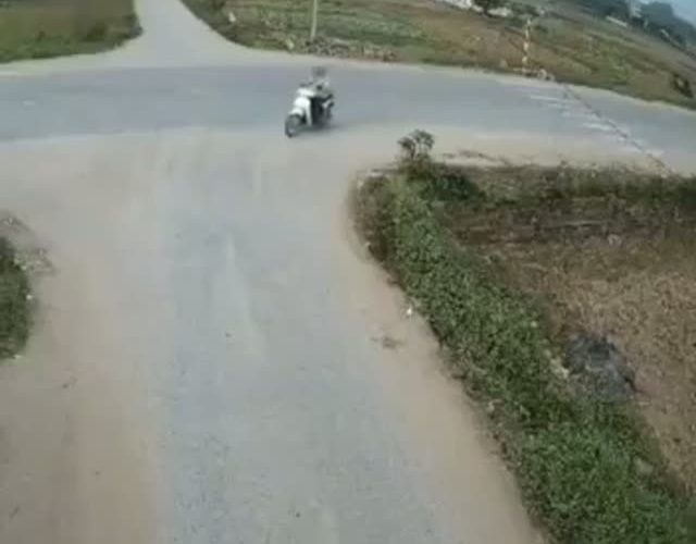 Đi như đường nhà mình làm🙂